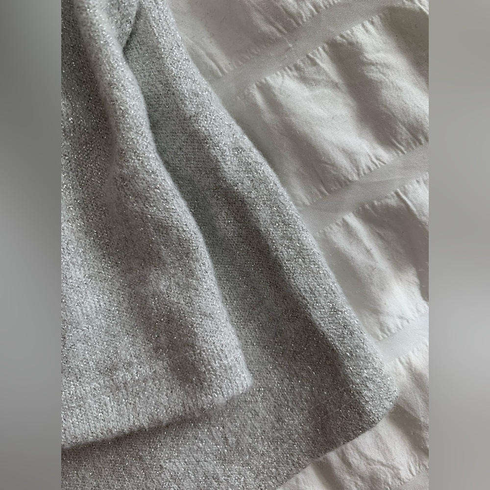 NWT Elan Silver and Gray Long Sleeve Top - Picture 8 of 16